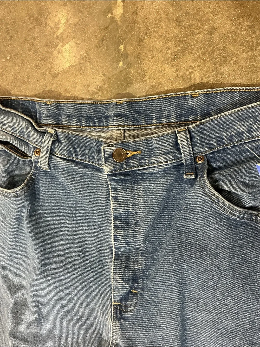 Wrangler Premium Quality Men’s Straight Leg Blue Jeans Classic Denim 36x34